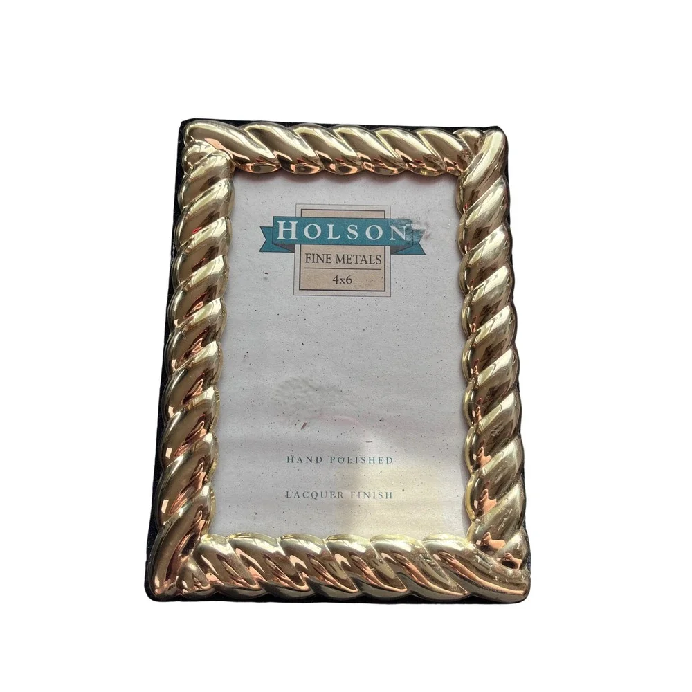 Holson Fine Metals Gold Rope Border 4x6 Picture Frame Hand Polished